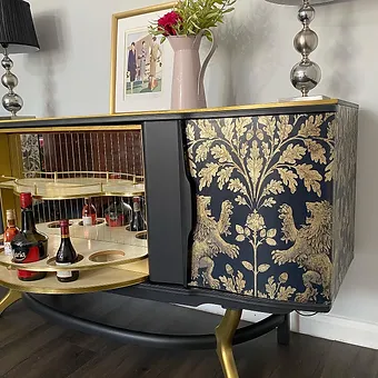 Mid century modern sideboard (1)